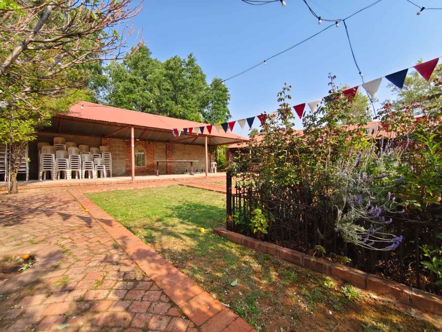 6 Bedroom Property for Sale in Quaggafontein Free State